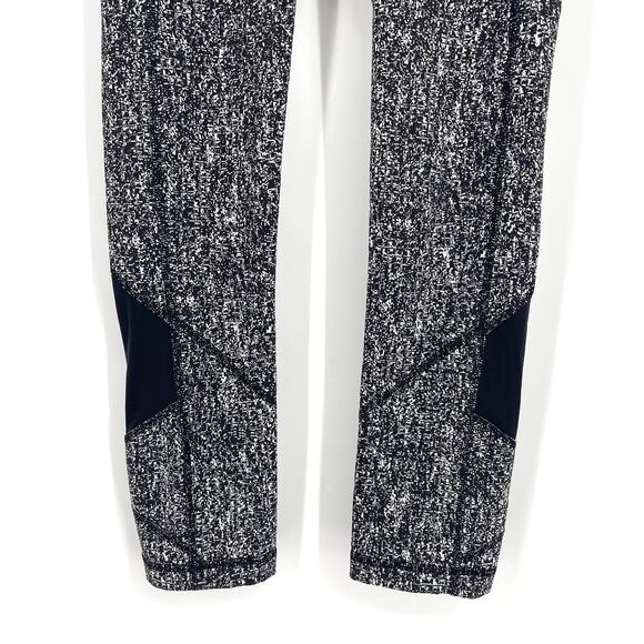 Lululemon Pace Rival Crop 22" Power Luxtreme Suited Jacquard Black White Size 4 - Picture 5 of 9